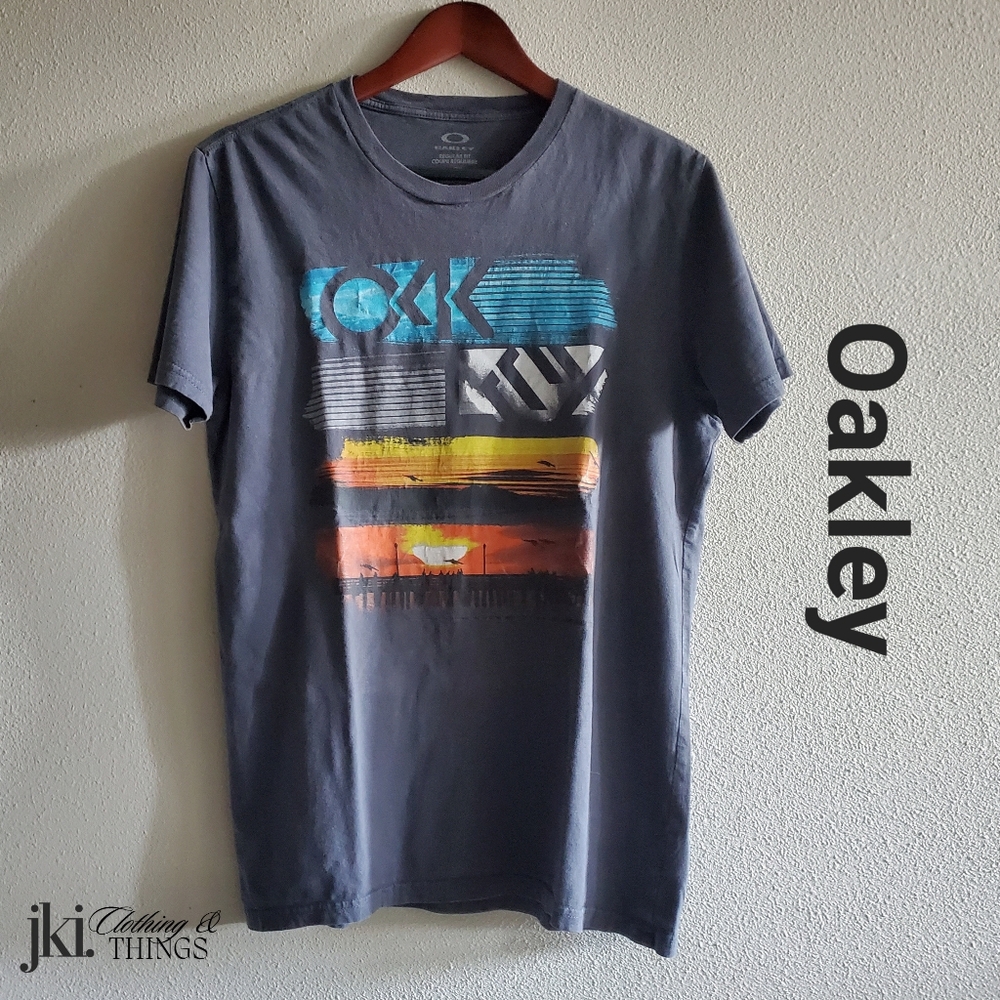 Oakley Men's T-Shirt Gray